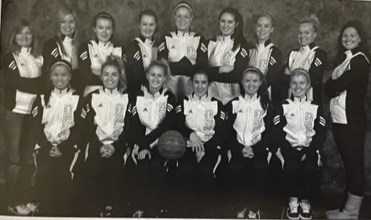 Sr. Girls Basketball Team 2011