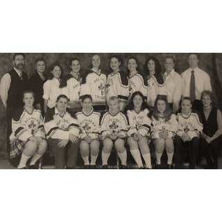 Girls Hockey Team 2001/2